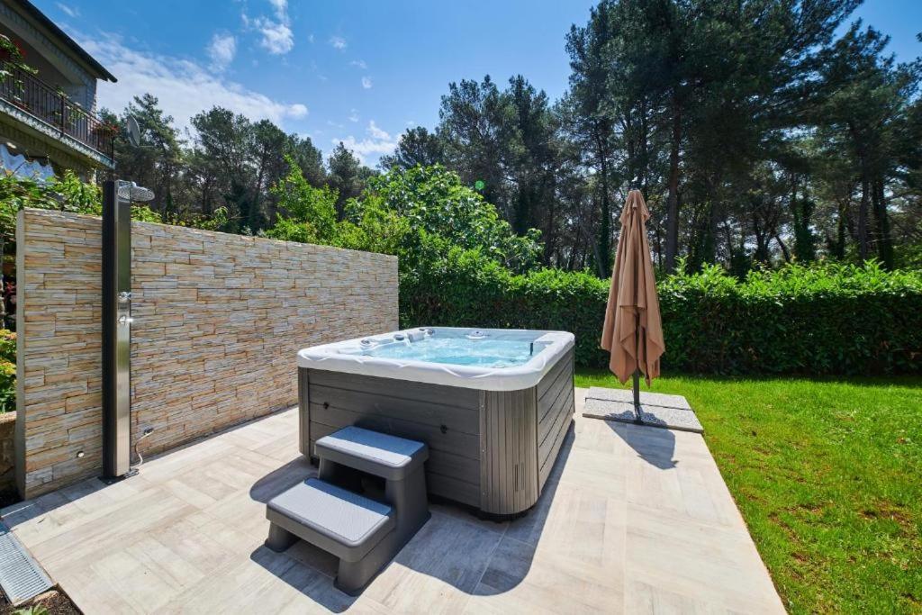 Apartments Martello Garden Porec Exterior photo