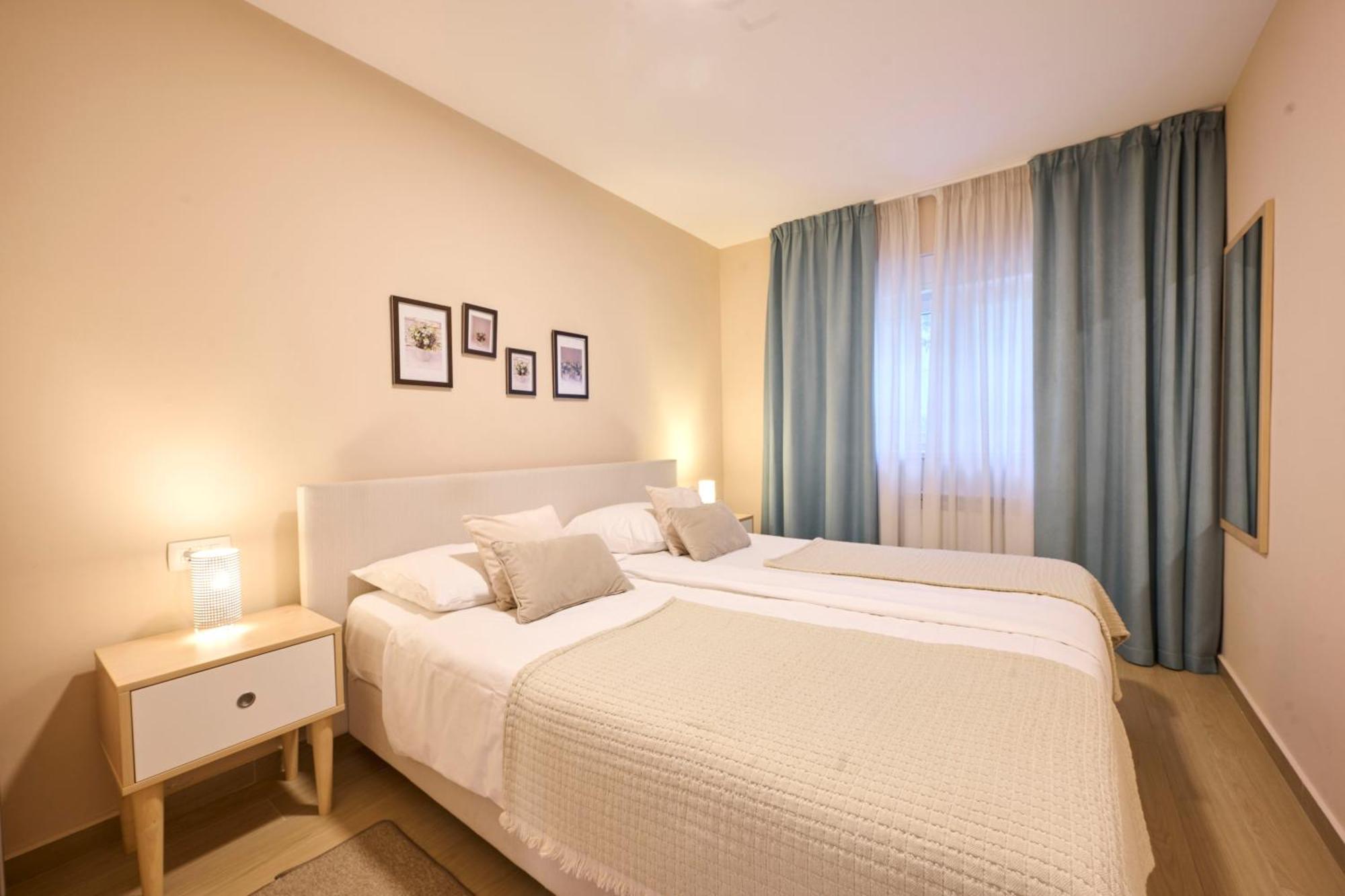 Apartments Martello Garden Porec Exterior photo